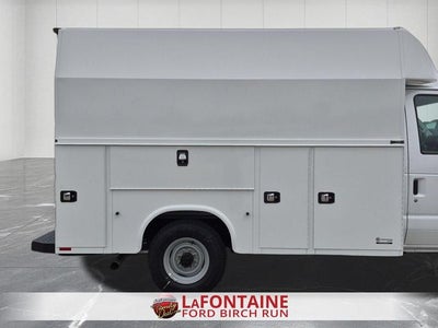 2027 Ford E-350SD Base Cutaway