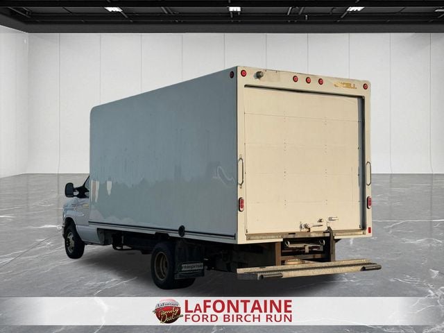 2021 Ford E-450SD Base DRW