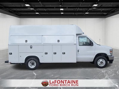 2027 Ford E-450SD KUV