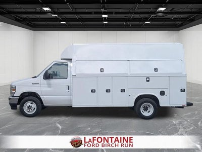 2027 Ford E-450SD KUV