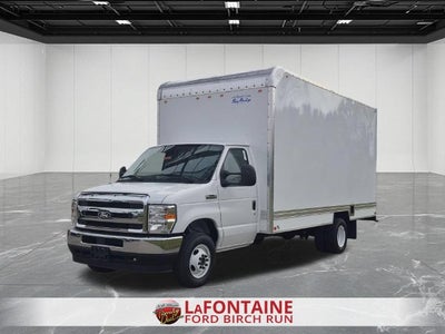 2027 Ford E-450SD Base