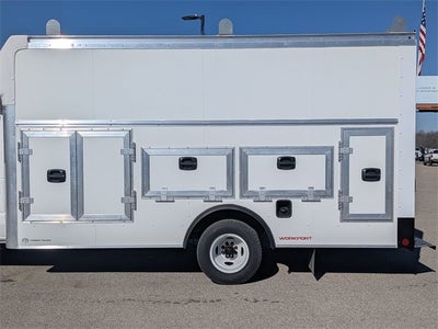 2026 Ford E-450SD Base