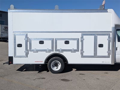 2026 Ford E-450SD Base