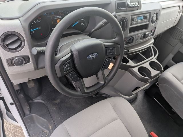 2027 Ford E-450SD KUV