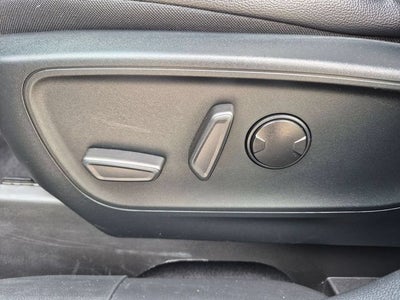 2022 Ford Escape Hybrid Titanium