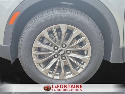 2024 Cadillac XT4 Premium Luxury