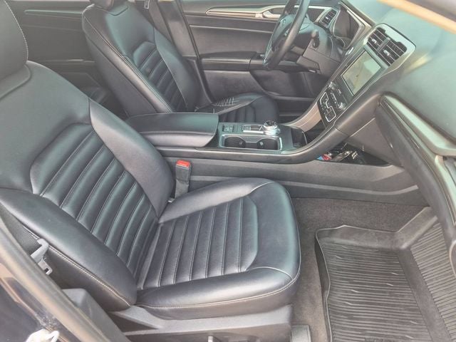 2020 Ford Fusion SEL