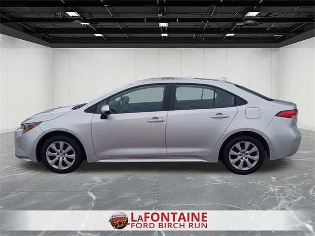 Used 2022 Toyota Corolla LE with VIN 5YFEPMAE0NP374673 for sale in Kansas City