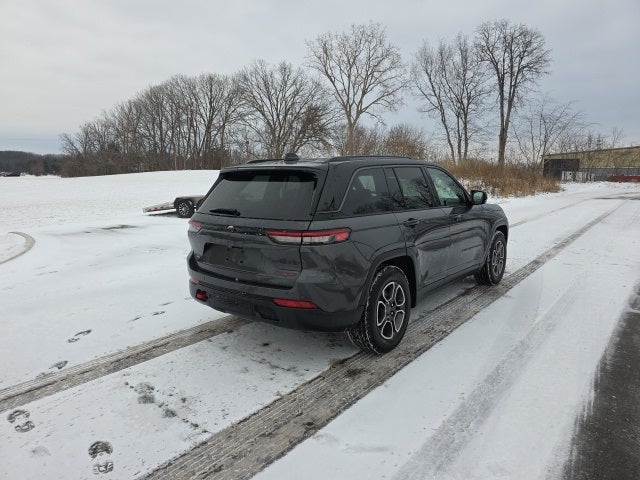2022 Jeep Grand Cherokee Trailhawk