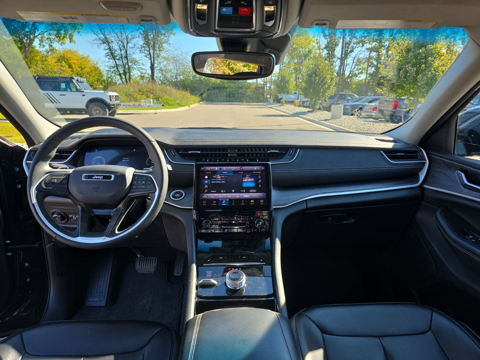 2023 Jeep Grand Cherokee L Limited 4X4