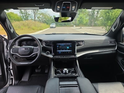 2024 Jeep Wagoneer L Series III
