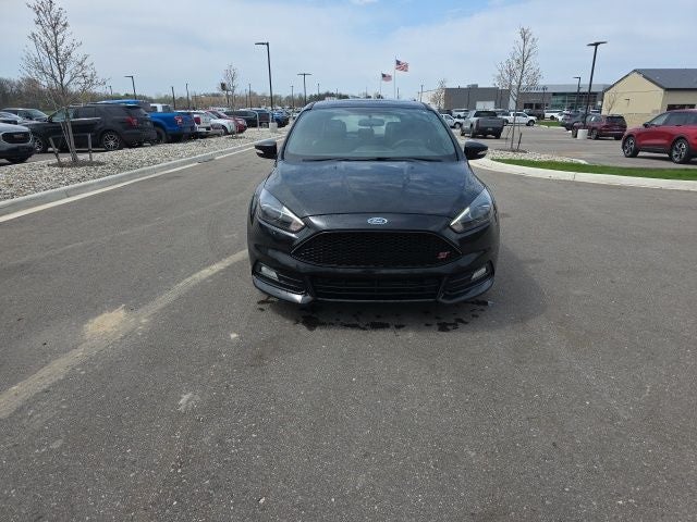 2018 Ford Focus ST