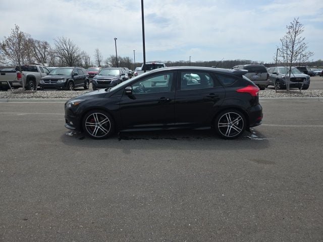 2018 Ford Focus ST