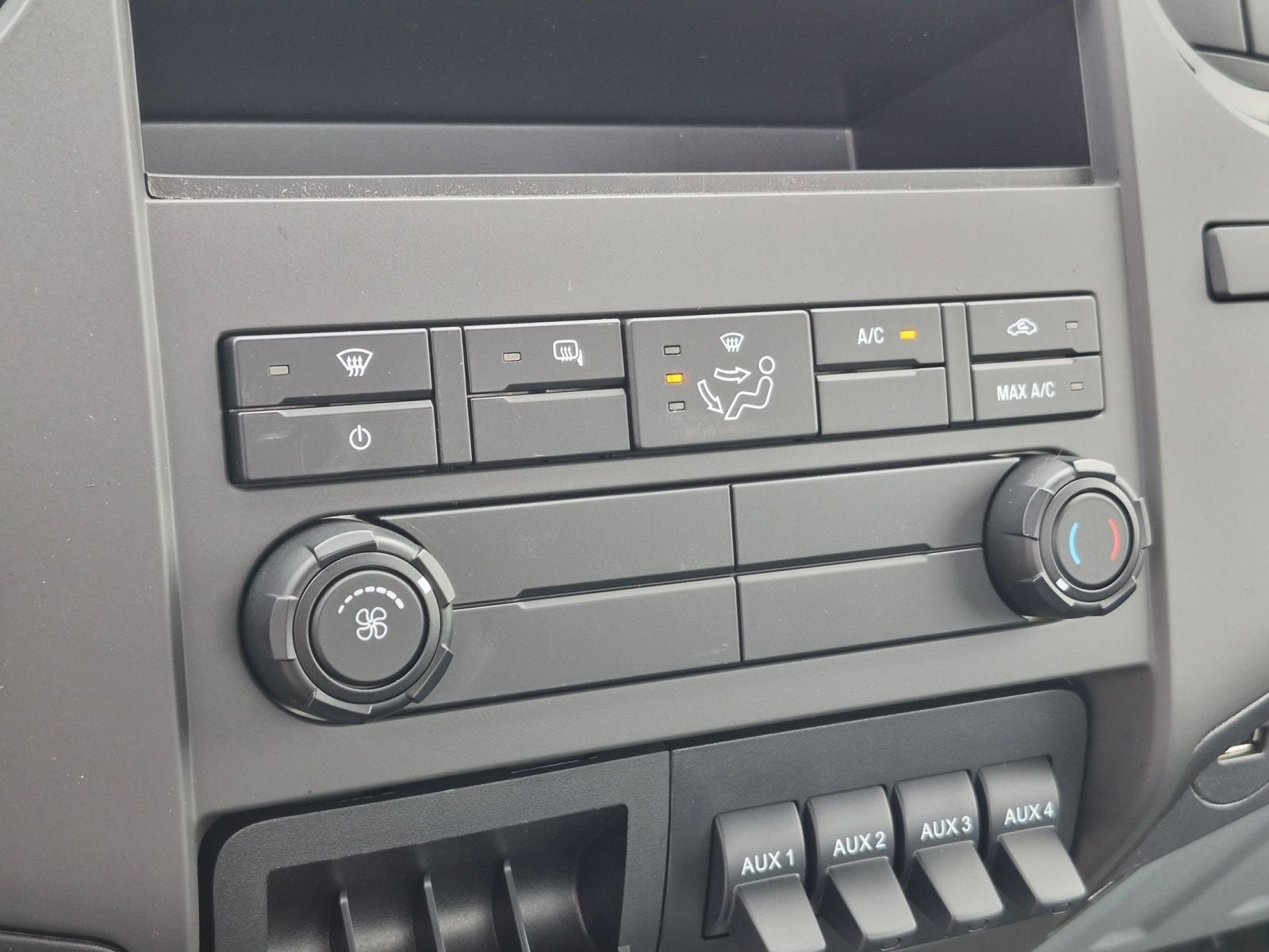 2027 Ford F-650SD Base