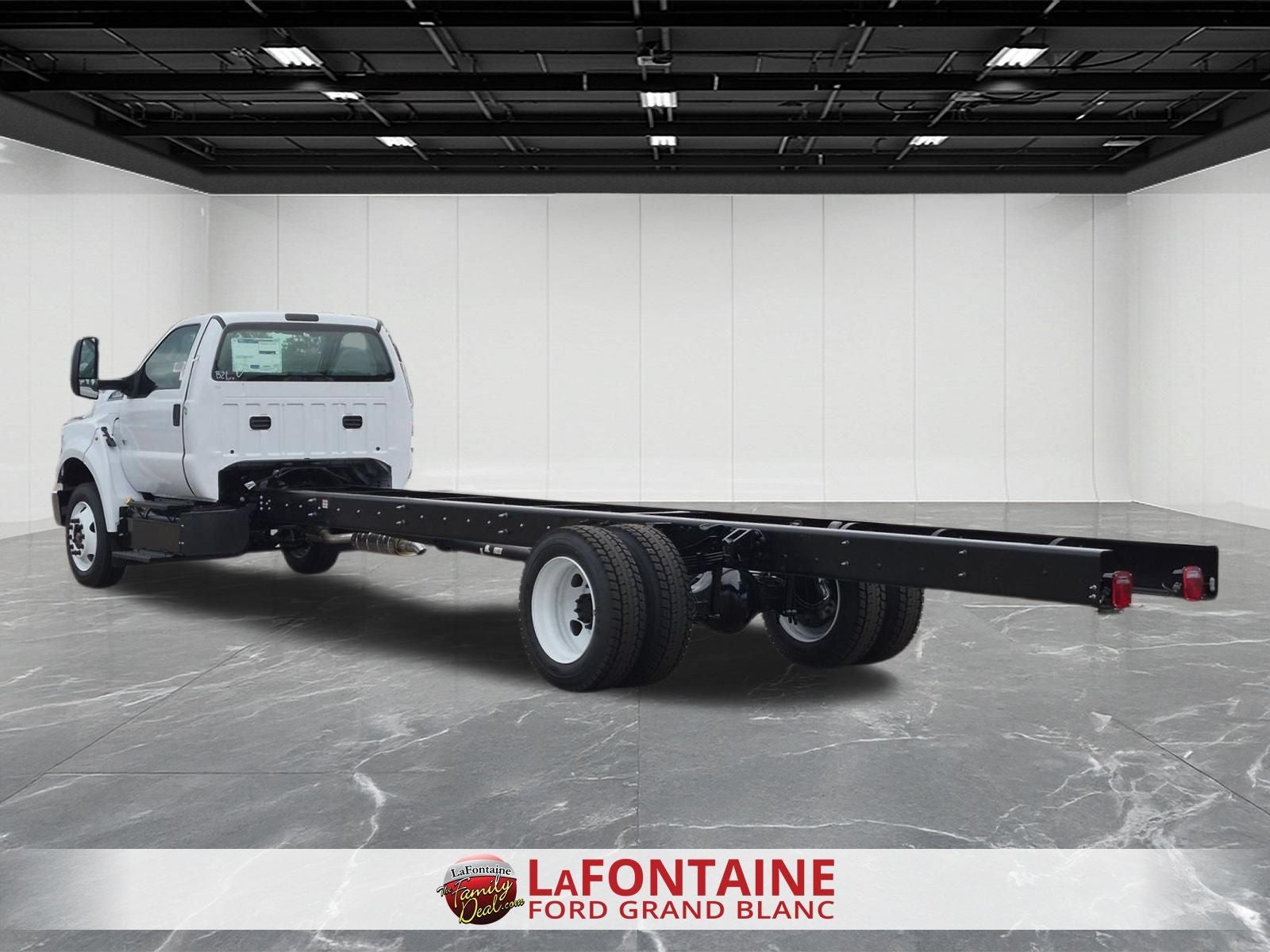 2027 Ford F-650SD Base