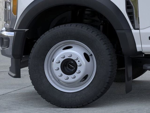 2026 Ford F-550SD Lariat In-Transit