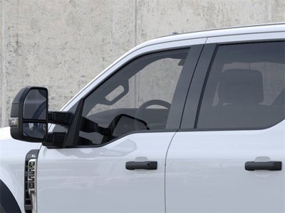 2026 Ford F-550SD Lariat In-Transit