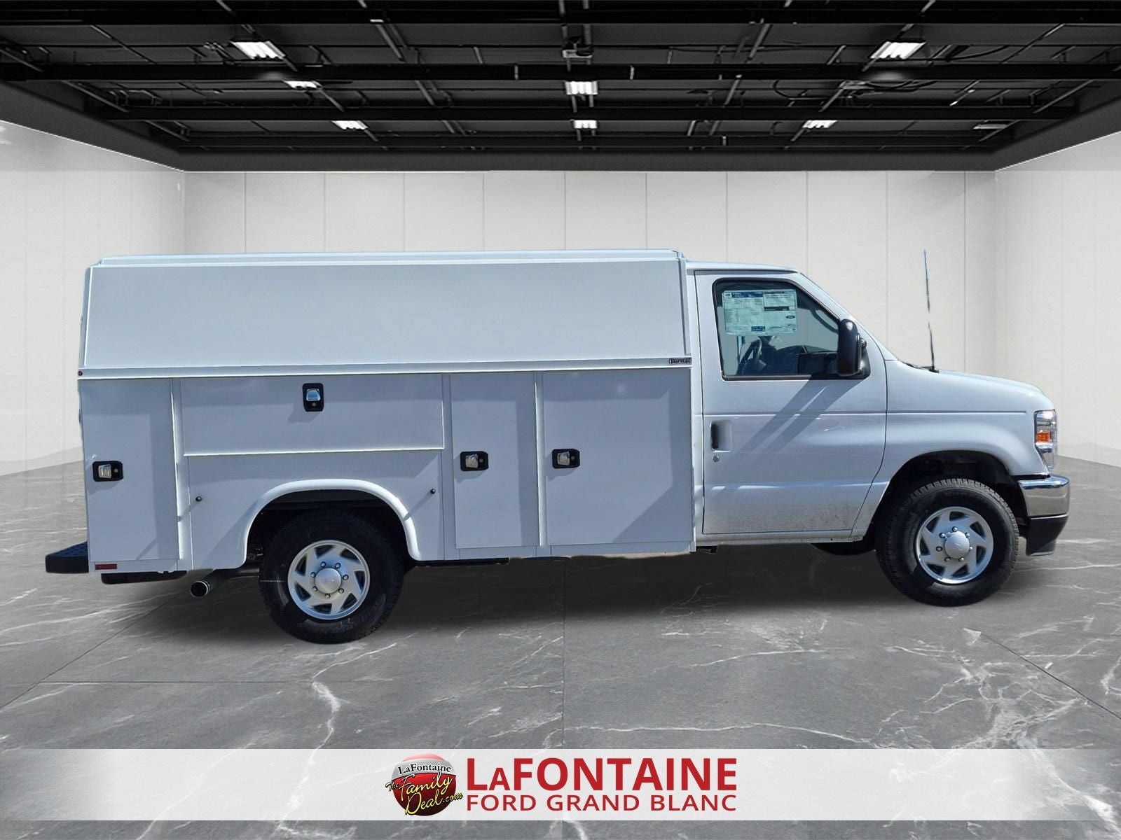 2027 Ford E-350 Knapheide Service Body