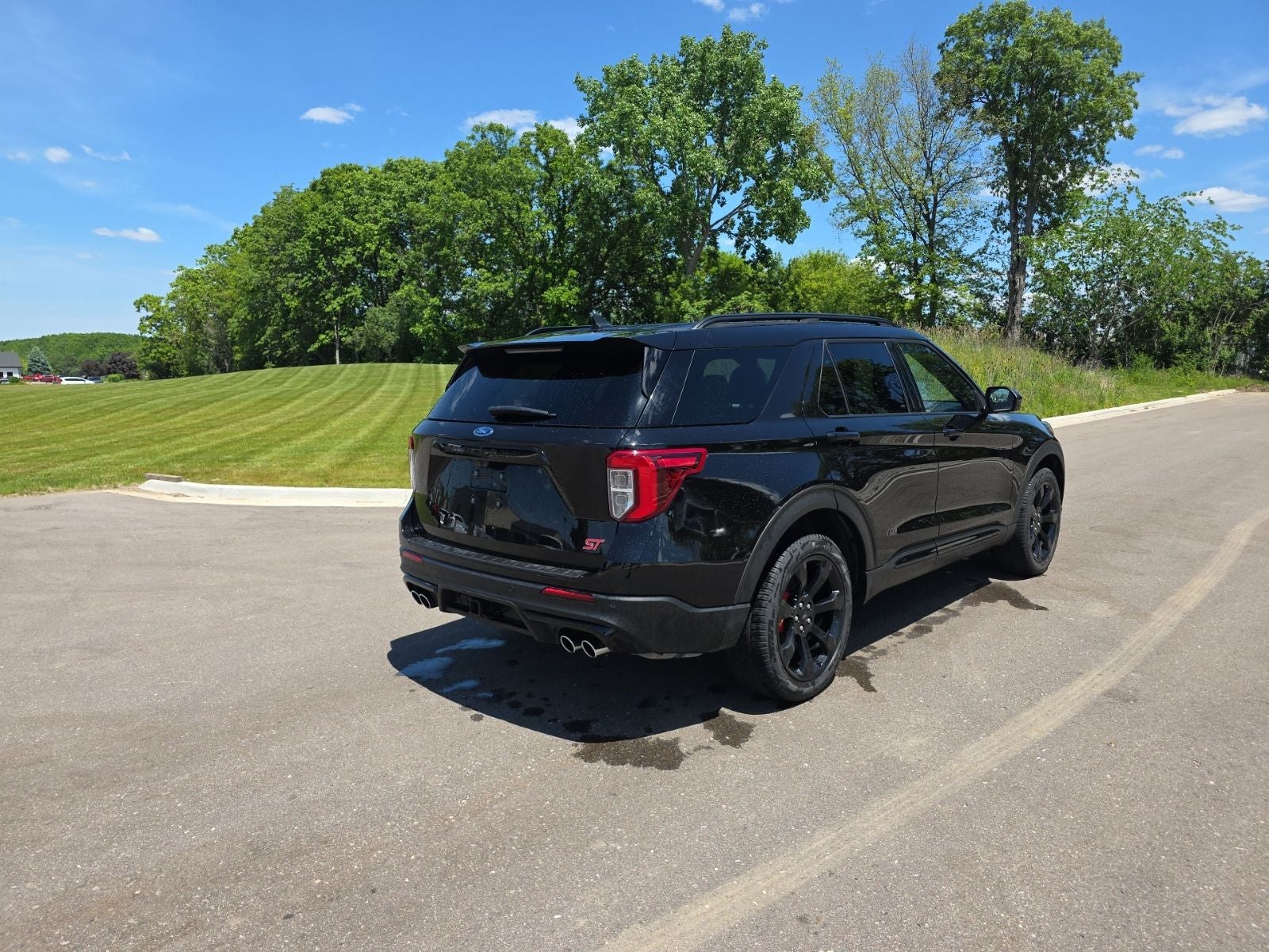 2022 Ford Explorer ST