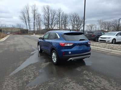 2022 Ford Escape Hybrid SE
