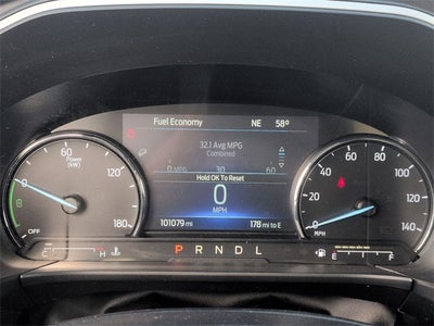 2022 Ford Escape Hybrid SE