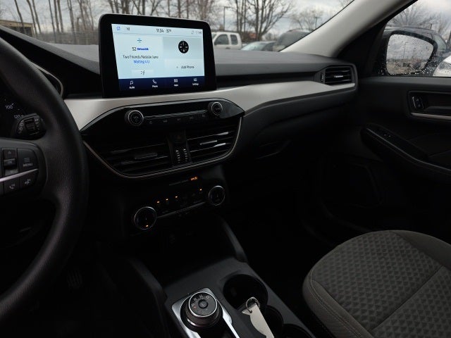 2022 Ford Escape Hybrid SE