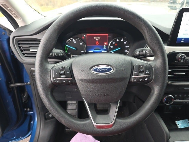 2022 Ford Escape Hybrid SE