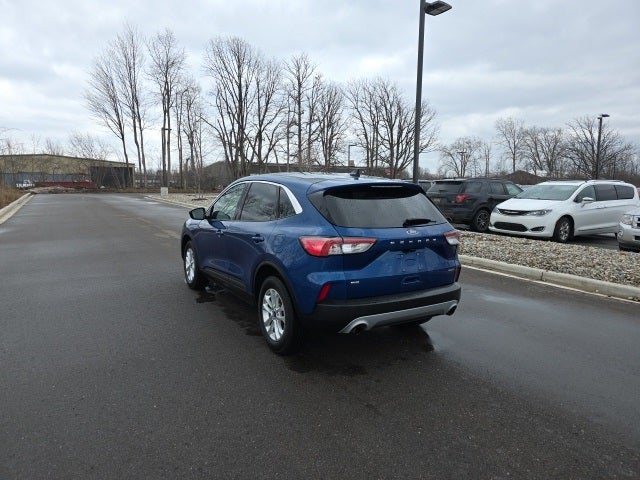 2022 Ford Escape Hybrid SE