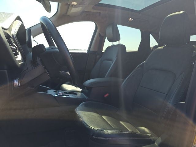 2020 Ford Escape Titanium Hybrid