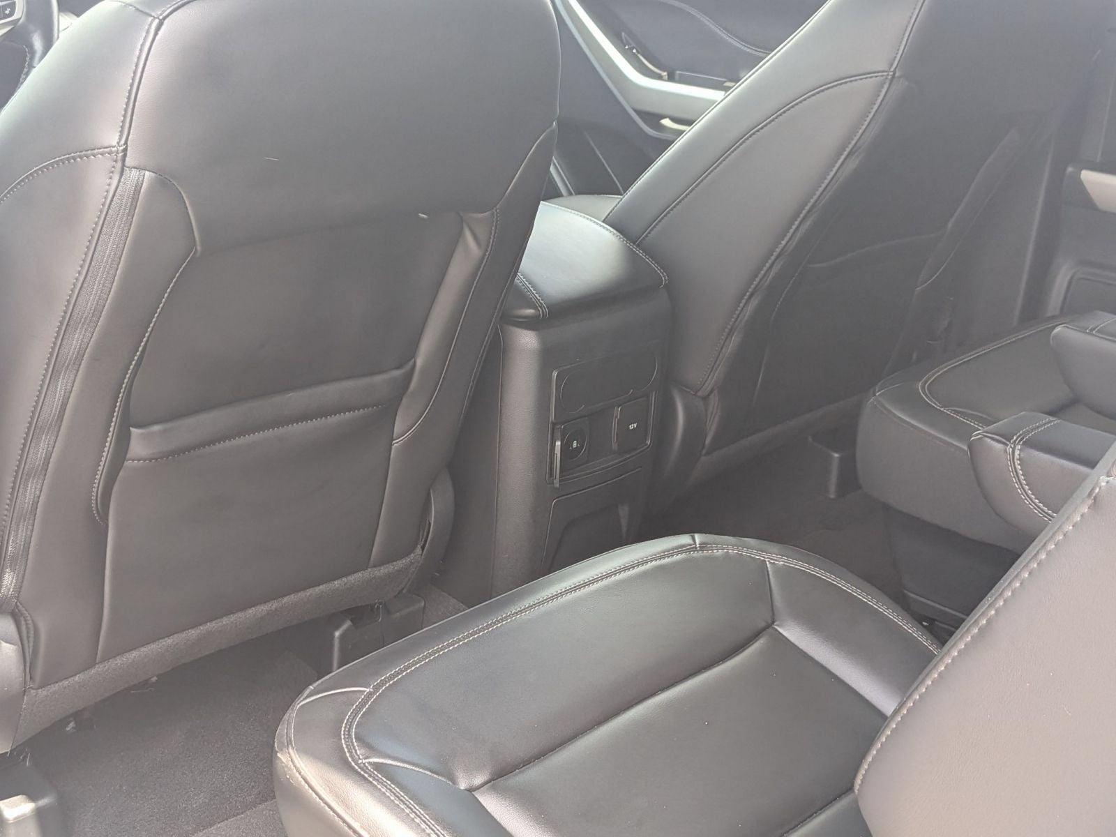 2023 Ford Explorer XLT 4X4
