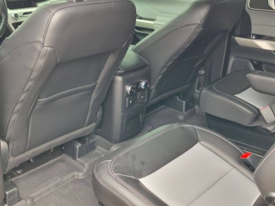 2023 Ford Explorer XLT 4WD