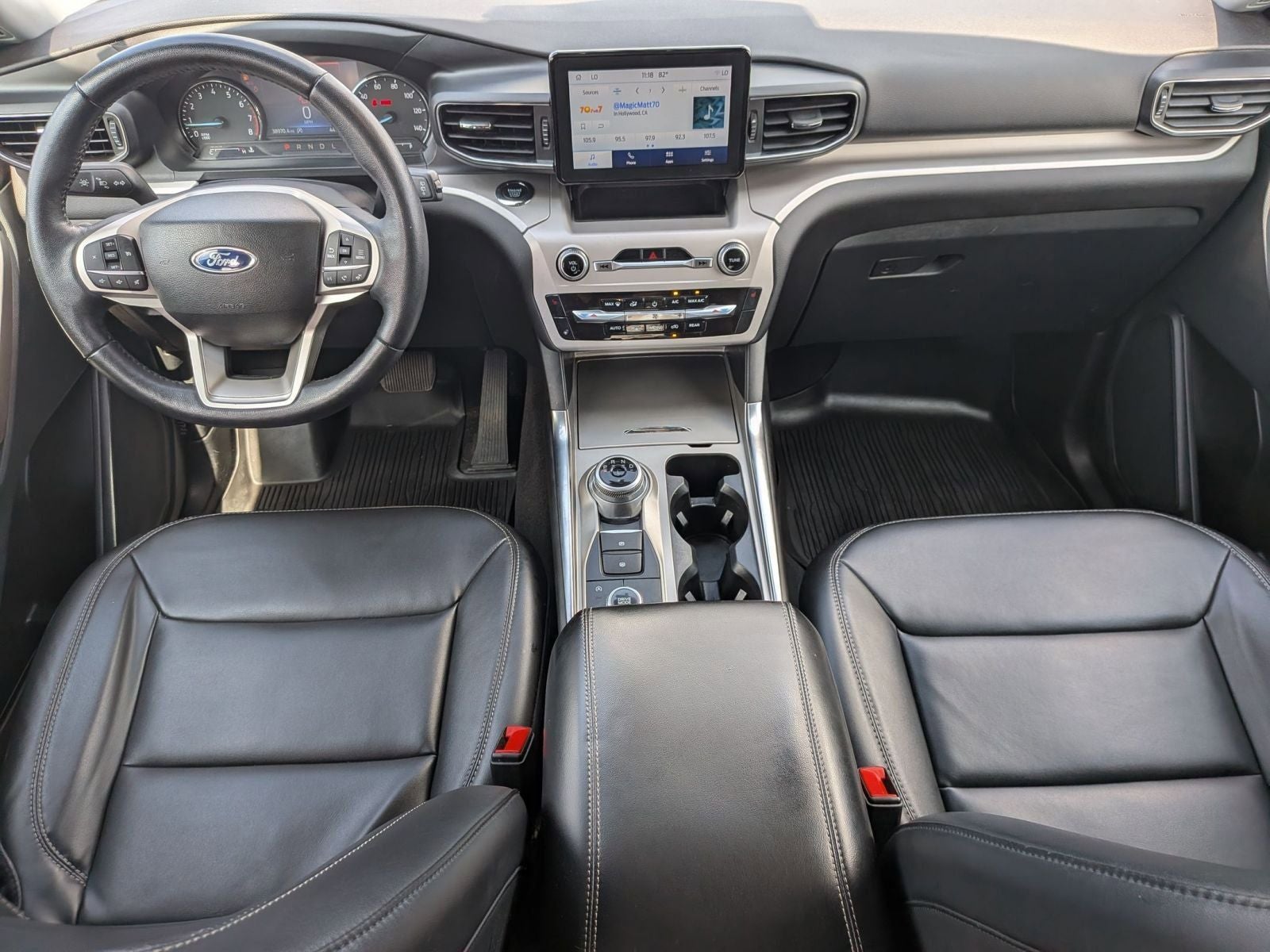 2023 Ford Explorer XLT 4WD