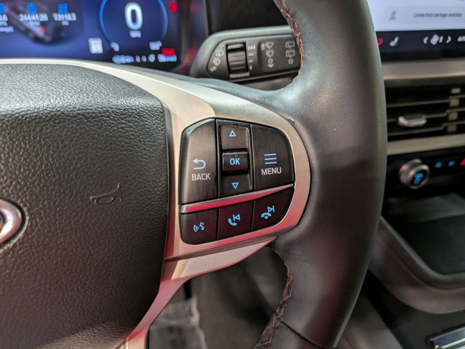 2025 Ford Explorer Active 4WD
