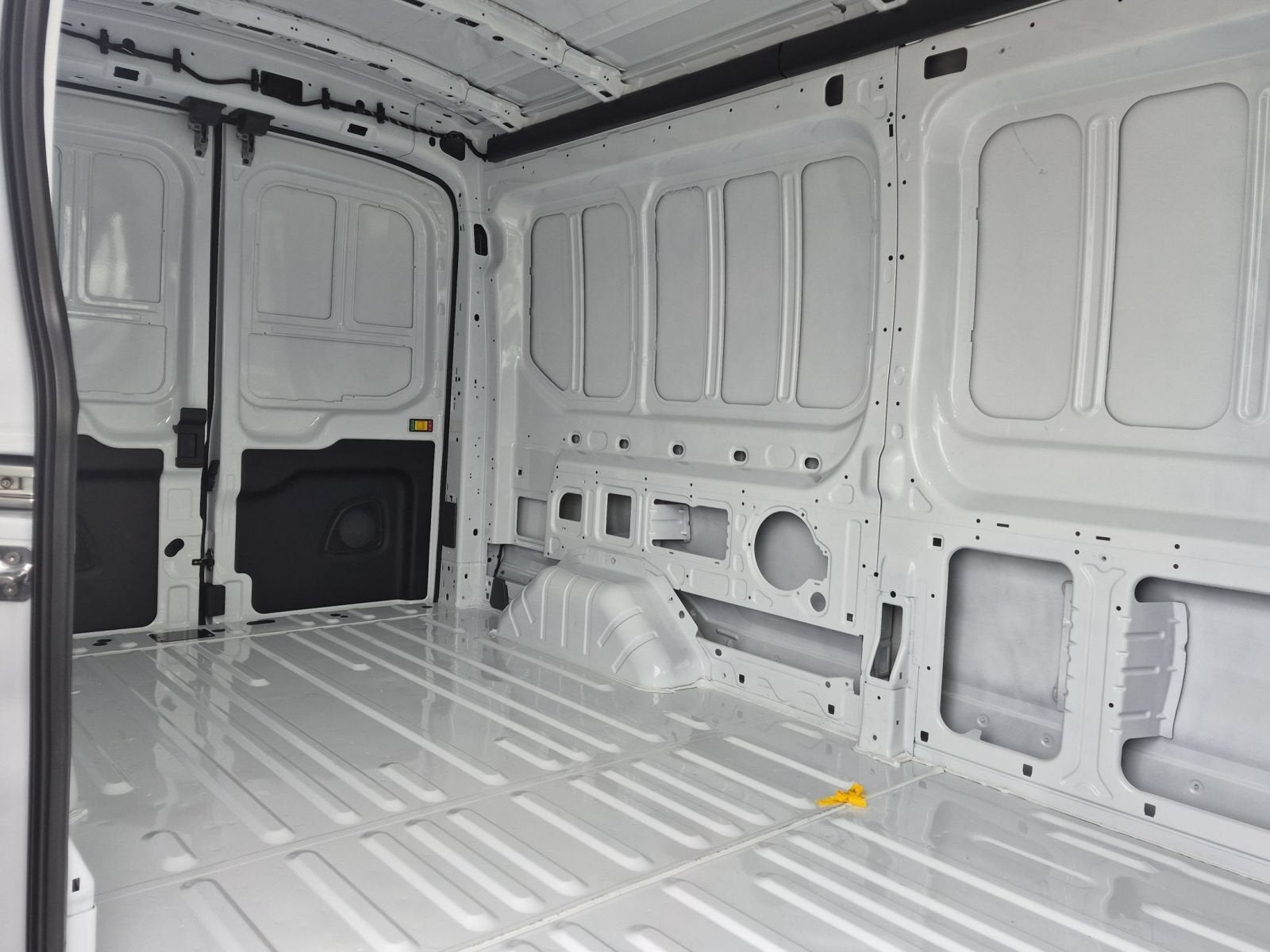 2027 Ford Transit-250 Base