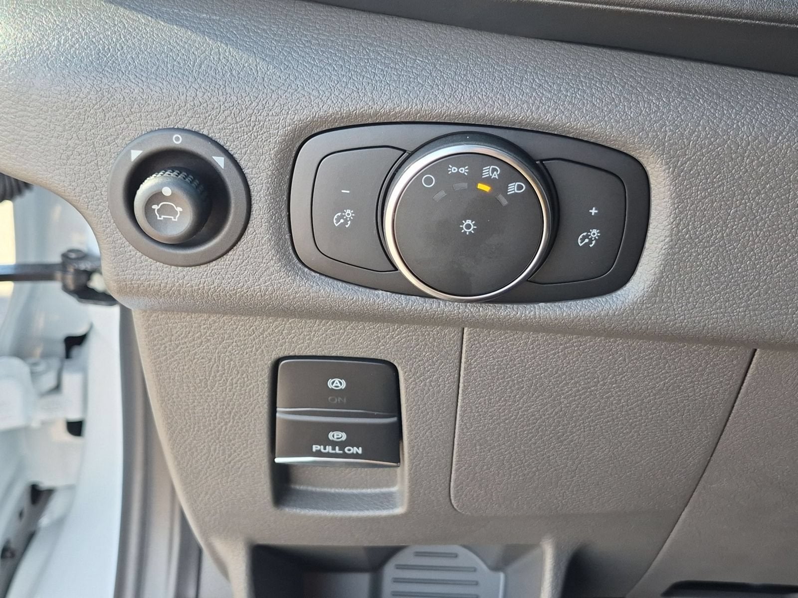 2027 Ford Transit-250 Base