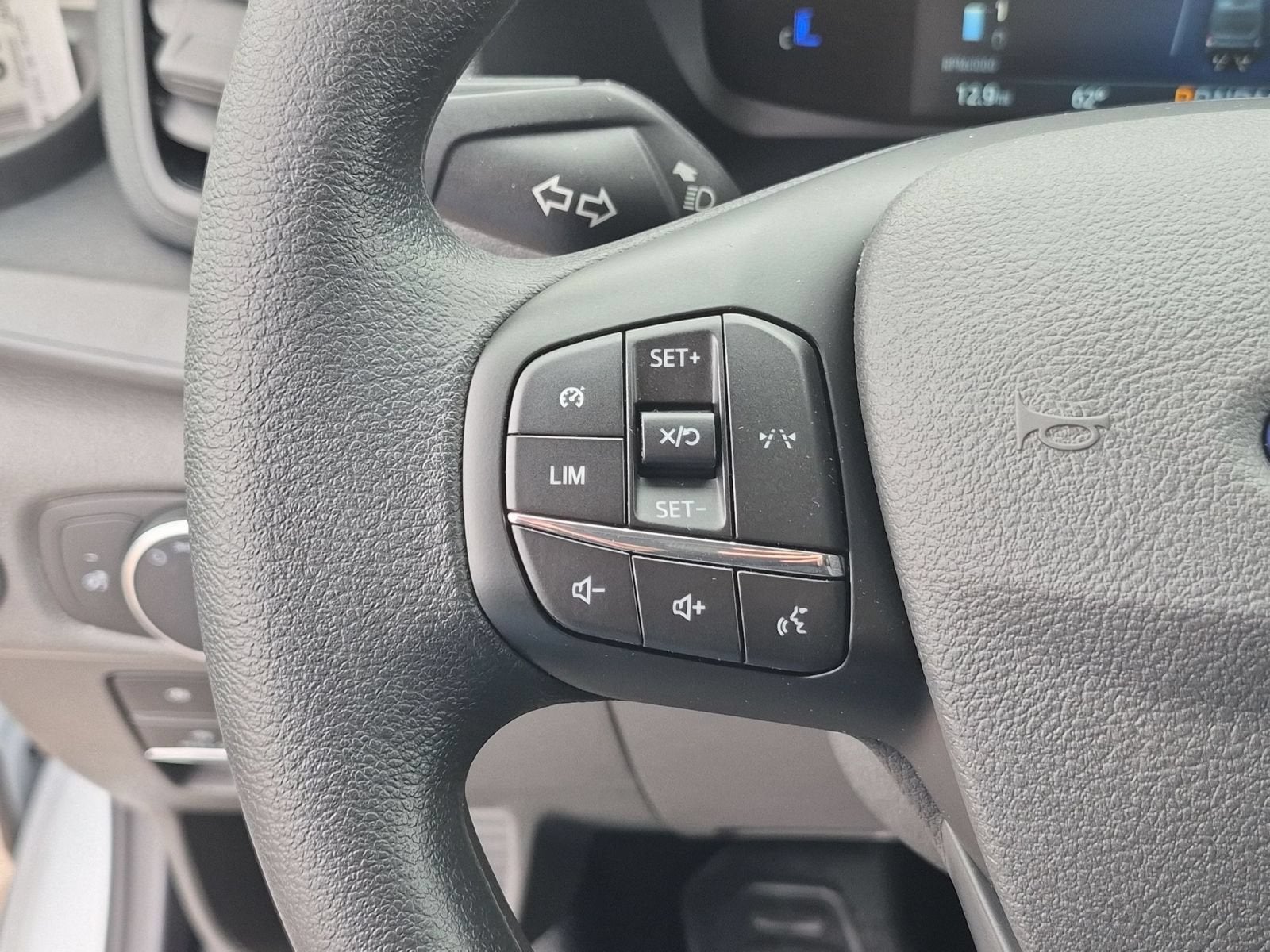 2027 Ford Transit-250 Base