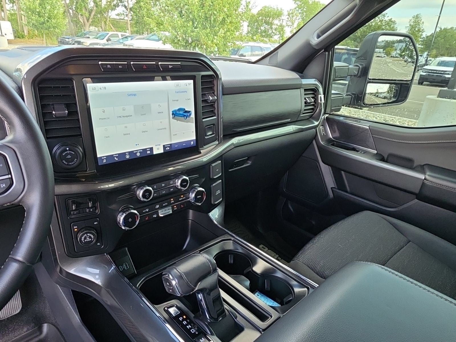 2023 Ford F-150 XLT 4X4