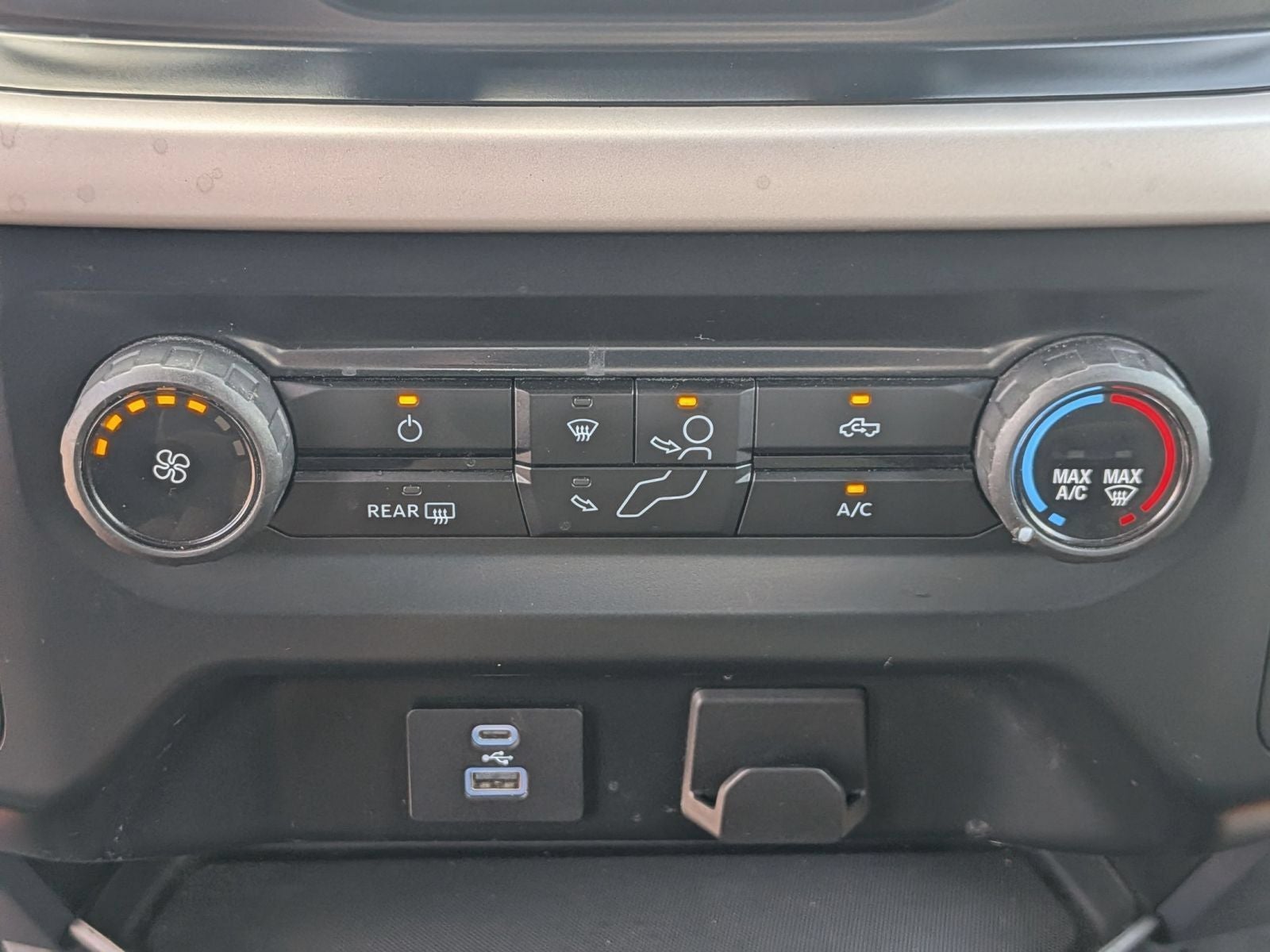 2023 Ford F-150 XLT 4X4