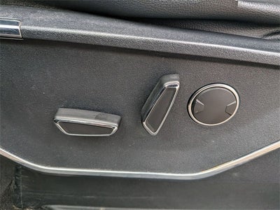 2022 Ford F-150 Lightning Lariat