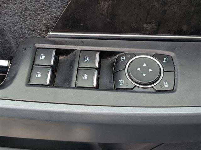 2022 Ford F-150 Lightning Lariat