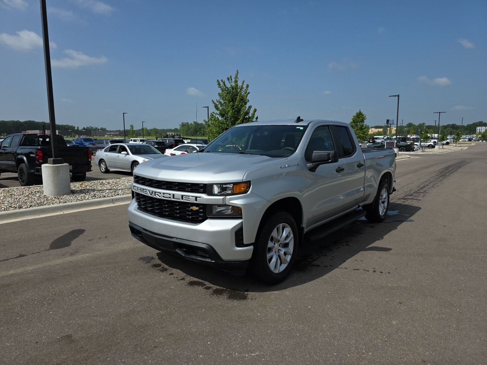 2020 Chevrolet Silverado 1500 Custom