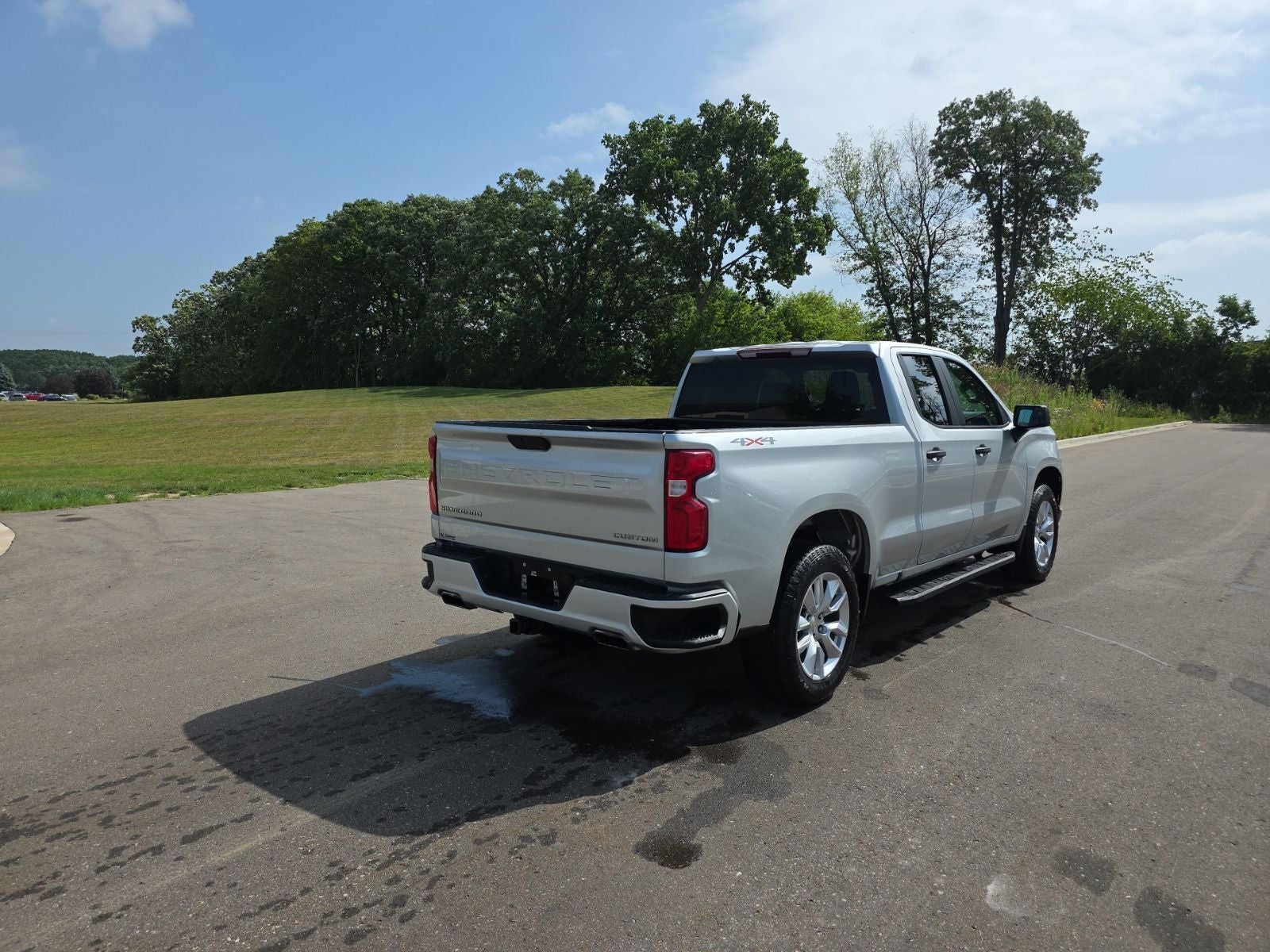 2020 Chevrolet Silverado 1500 Custom