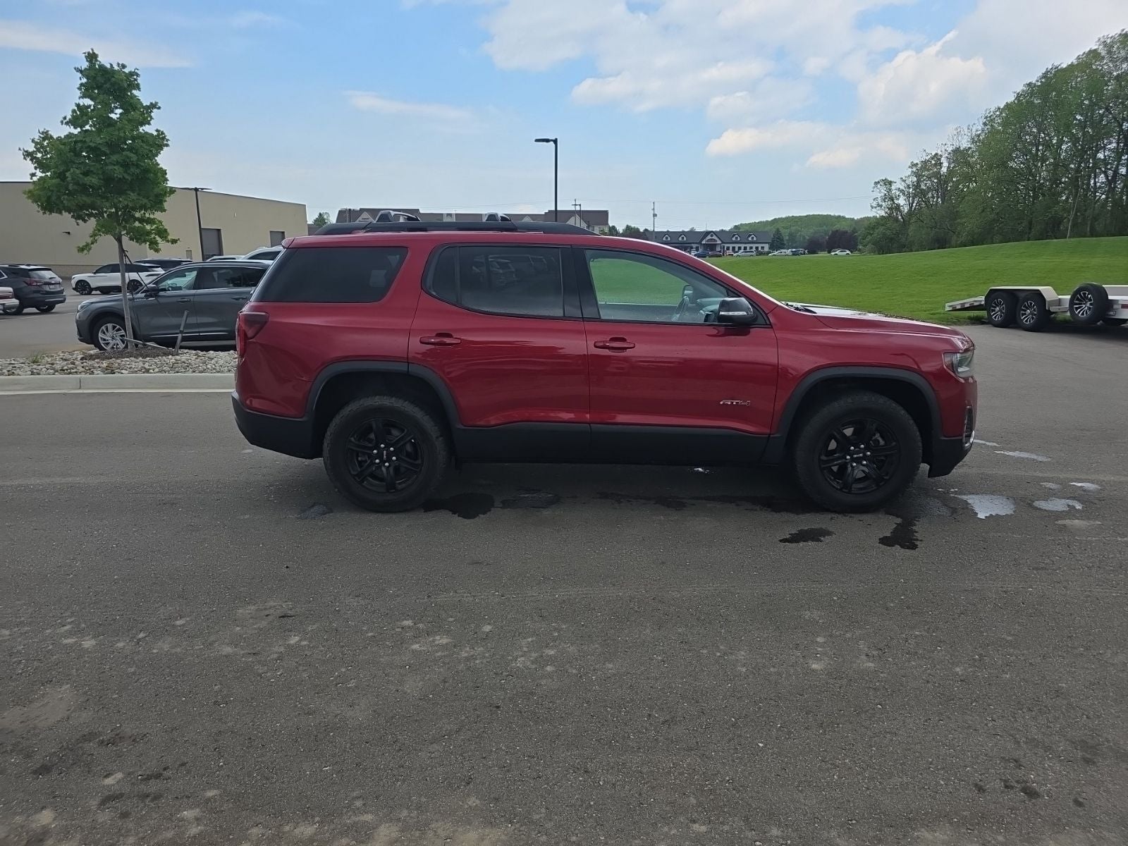 2021 GMC Acadia AT4