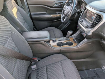2017 GMC Acadia SLE-2