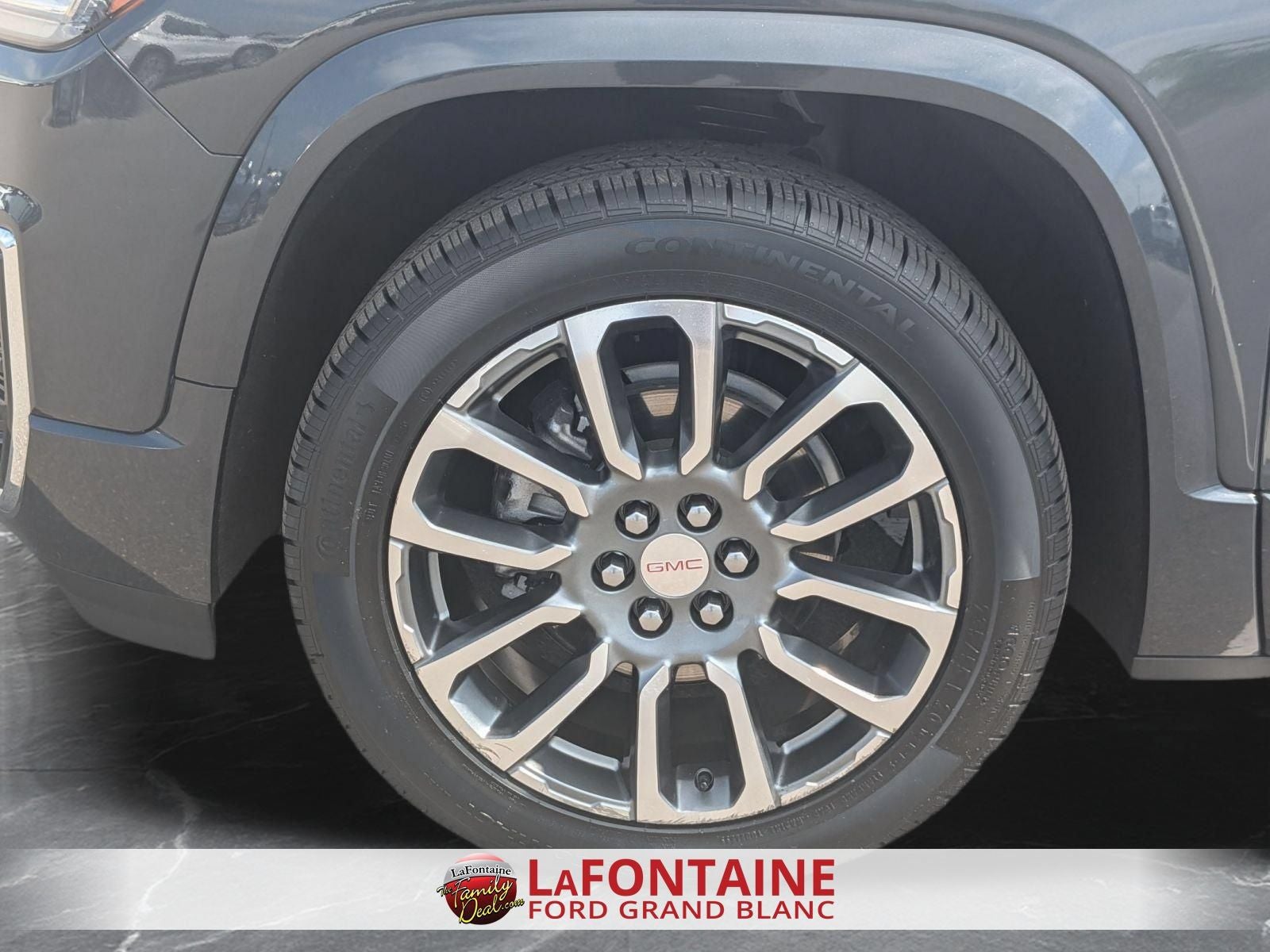2021 GMC Acadia Denali