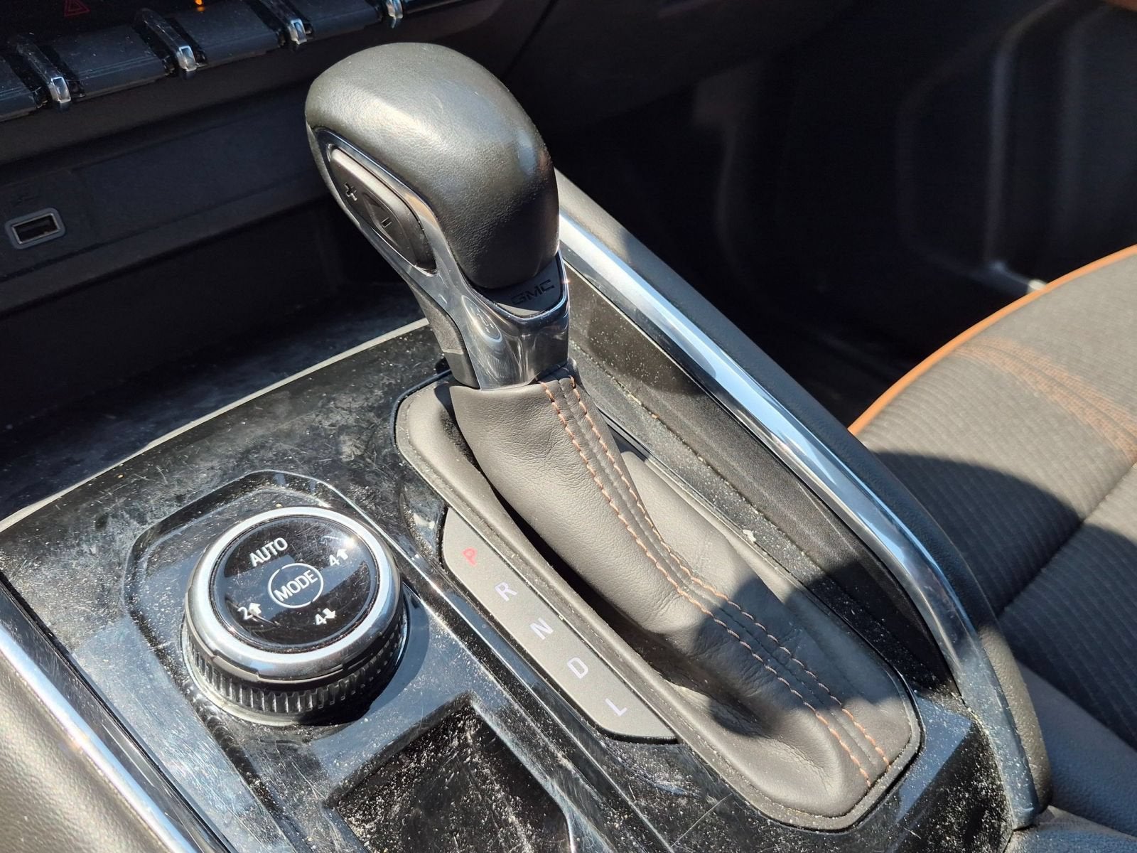 2024 GMC Canyon AT4 4X4