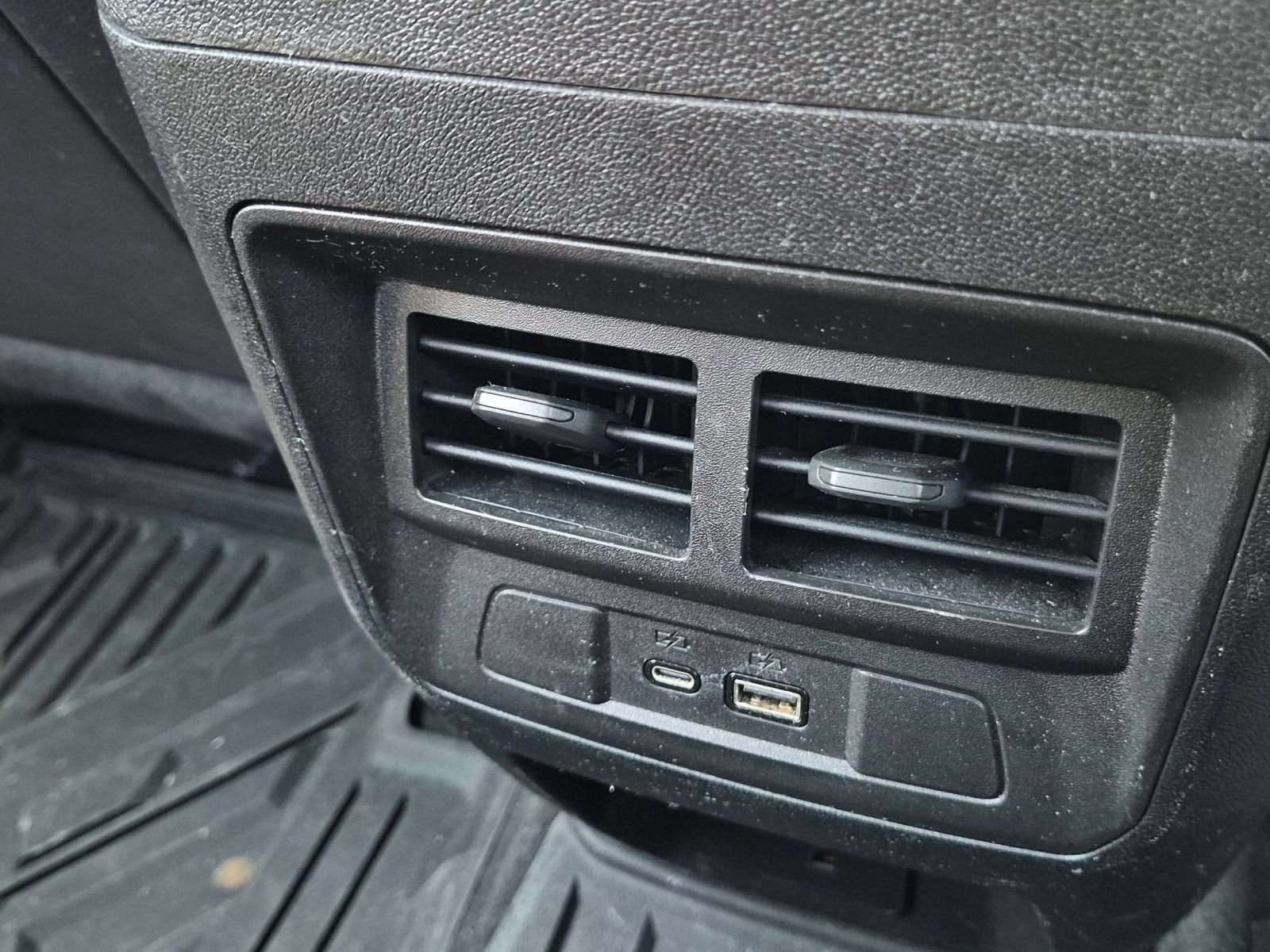 2024 GMC Canyon AT4 4X4