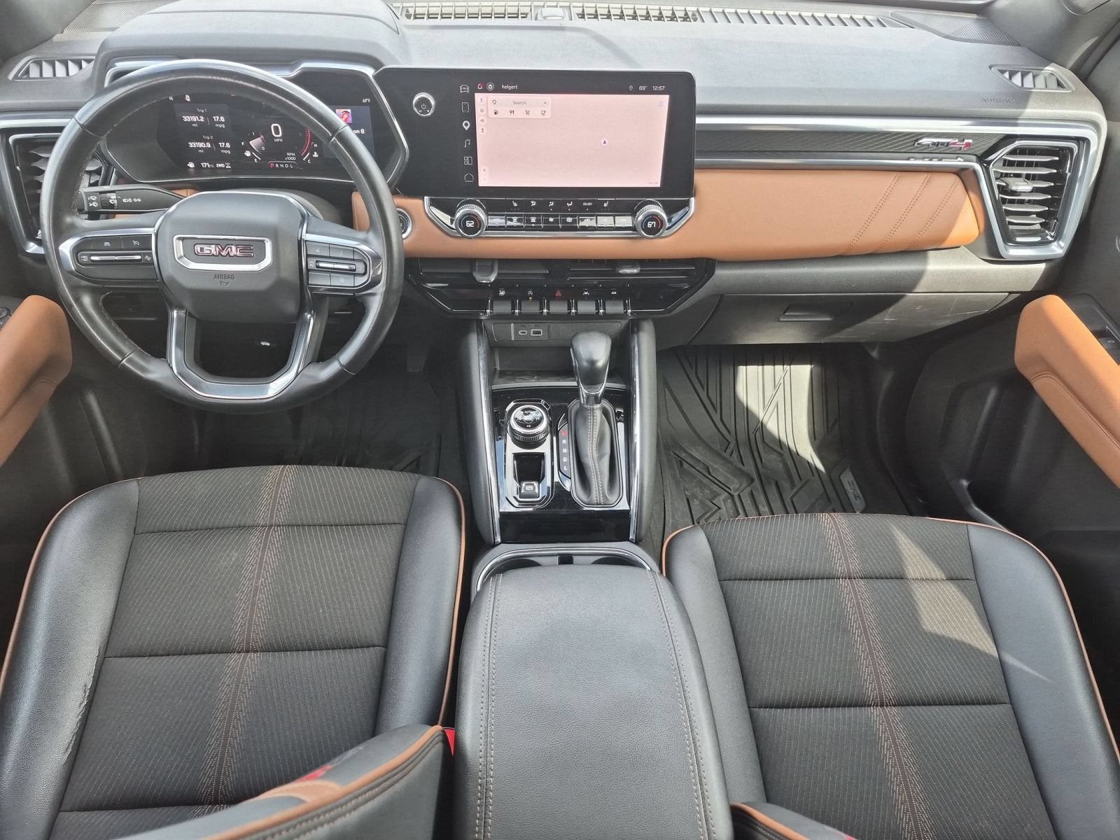 2024 GMC Canyon AT4 4X4