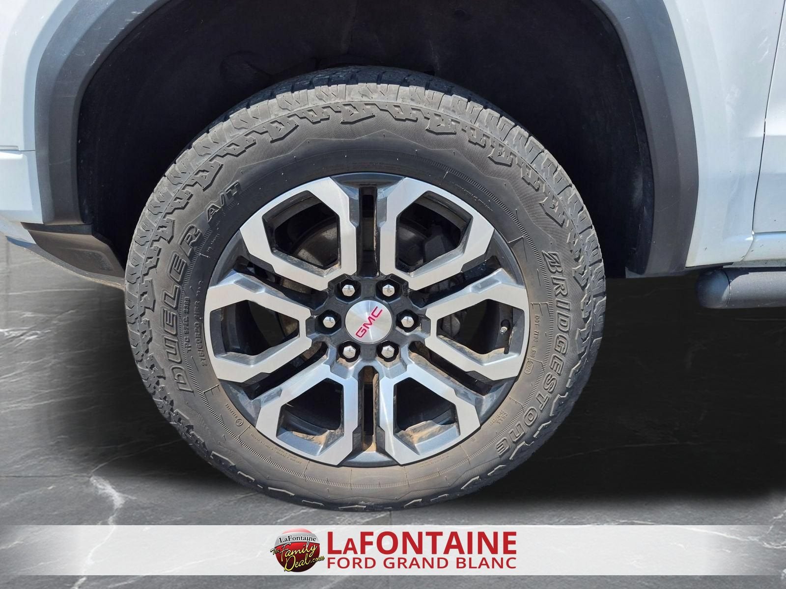 2024 GMC Canyon AT4 4X4