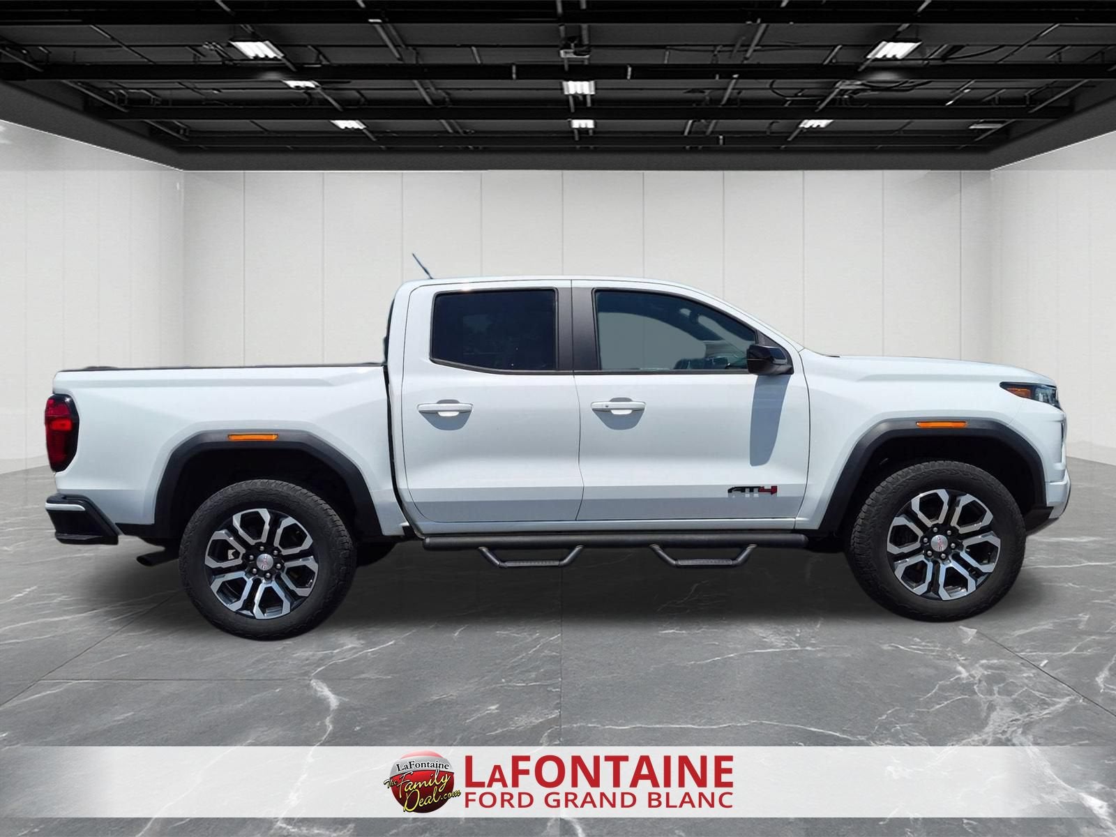 2024 GMC Canyon AT4 4X4